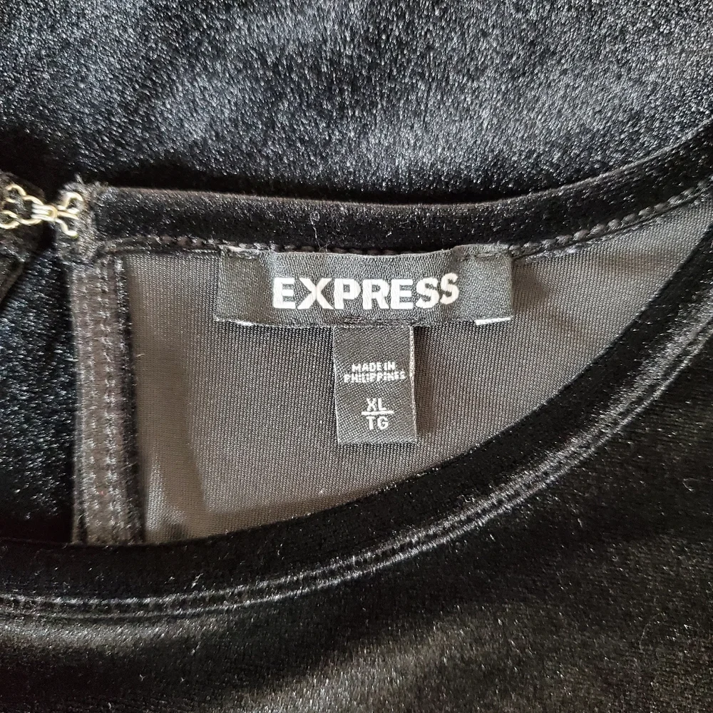 Express Velvet Black Puff Sleeve Top Size XL Black - Picture 4 of 7